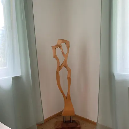 Haus Landruhe Holiday home Greifenburg